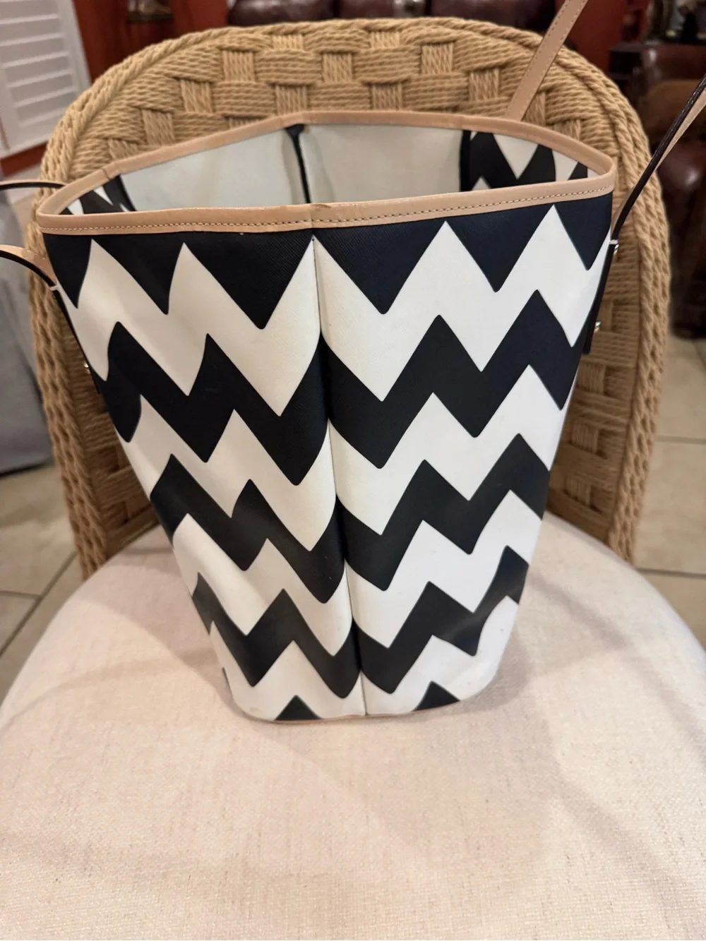 Kate Spade NY South of the Border Chevron Harmony Shoulder Bag